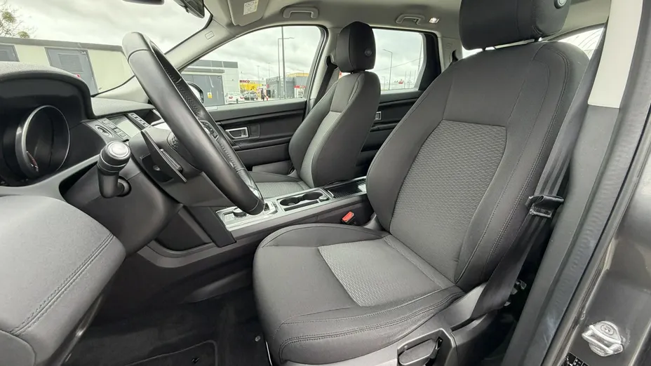 LAND ROVER Discovery Sport -
