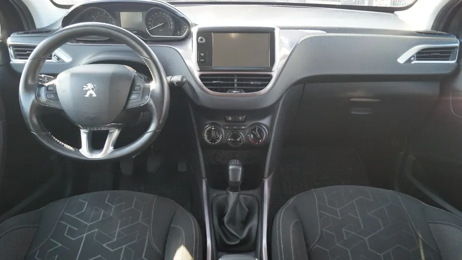 PEUGEOT 2008 -