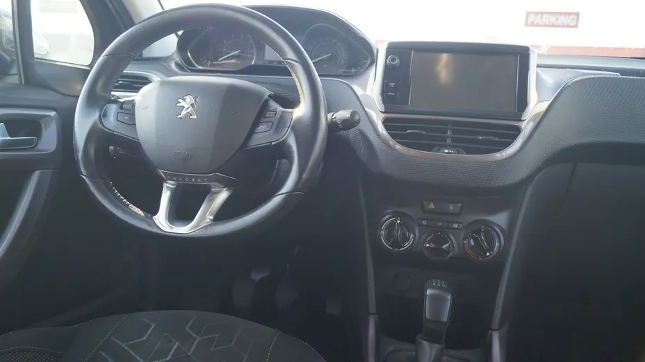 PEUGEOT 2008 -