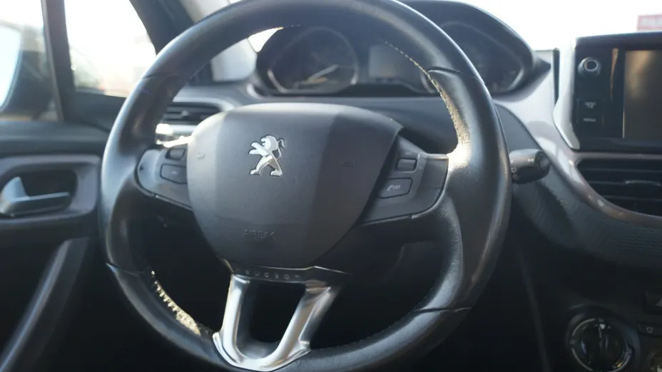 PEUGEOT 2008 -