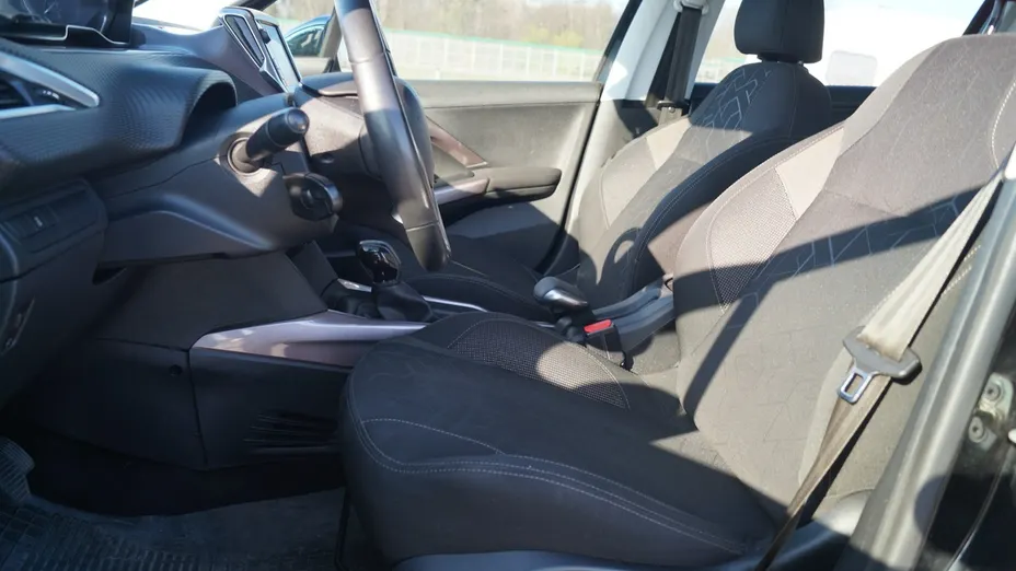PEUGEOT 2008 -