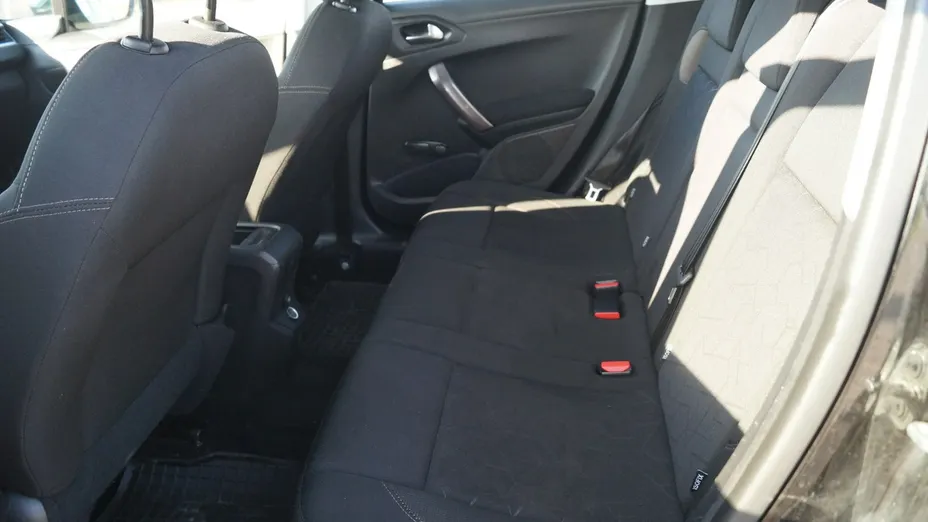 PEUGEOT 2008 -