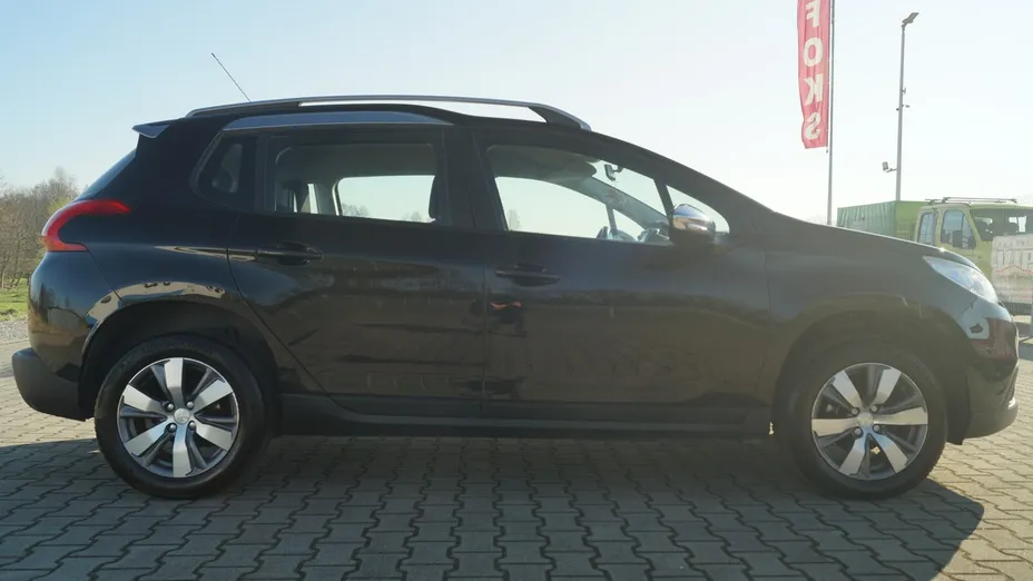 PEUGEOT 2008 -
