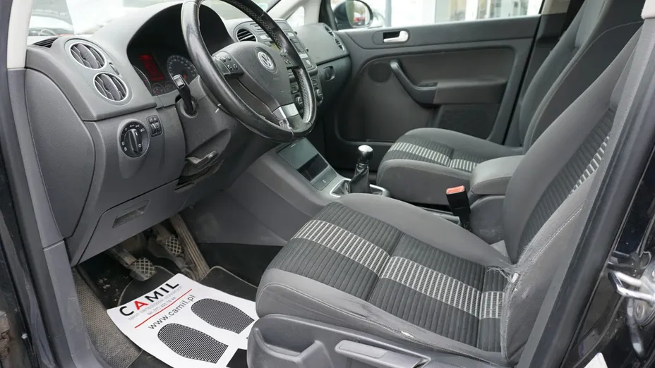 VOLKSWAGEN Golf Plus -