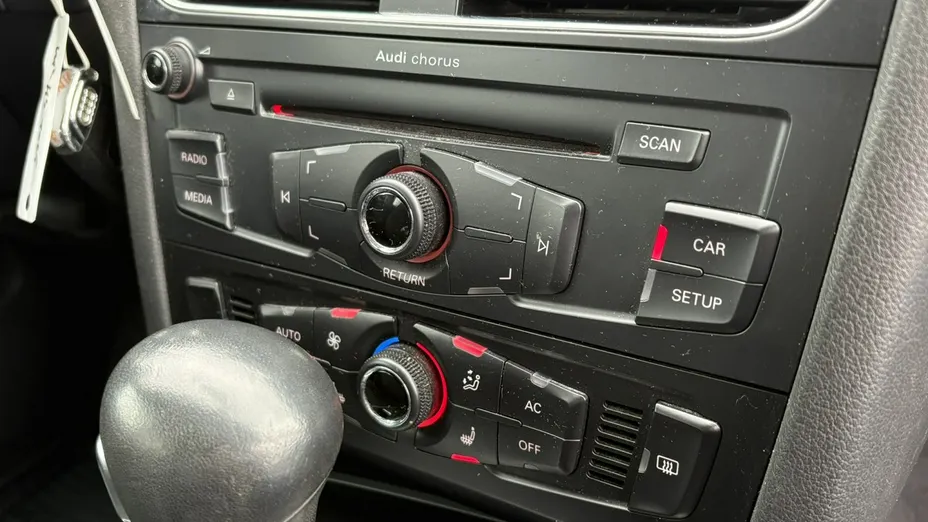 AUDI A4 -