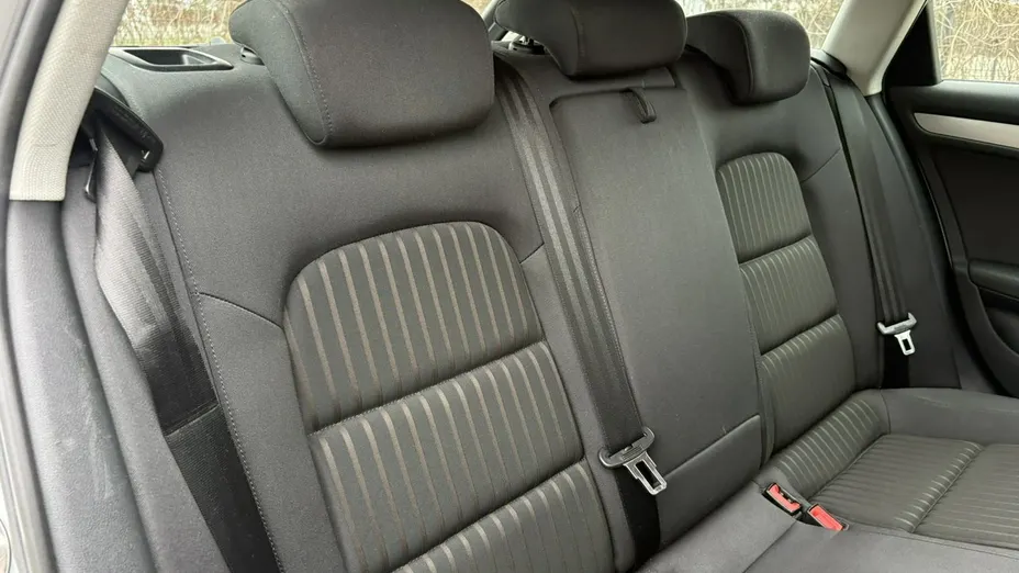 AUDI A4 -