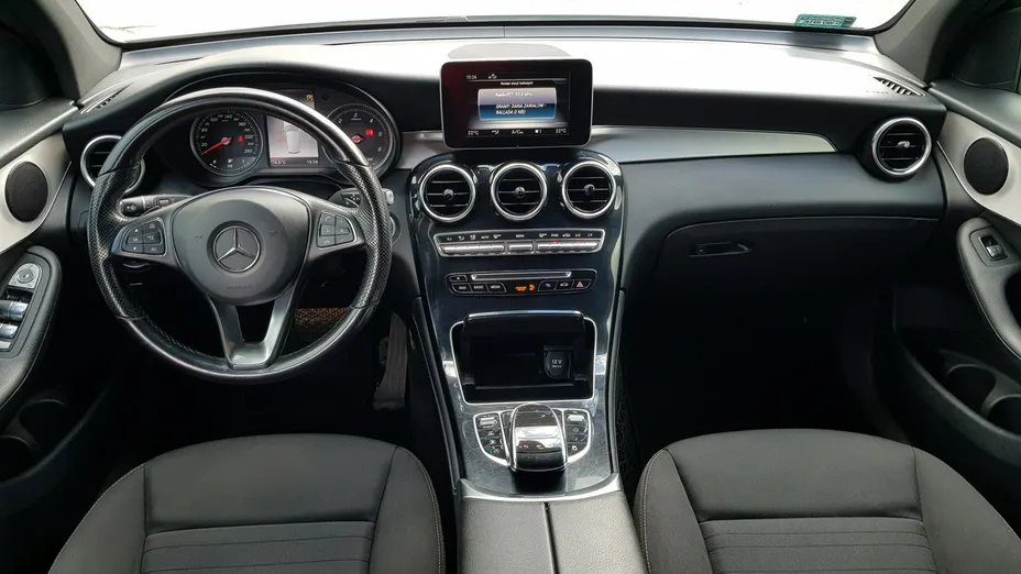 MERCEDES-BENZ GLC -
