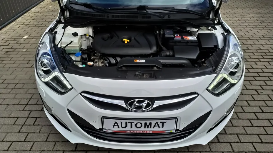 HYUNDAI i40 -