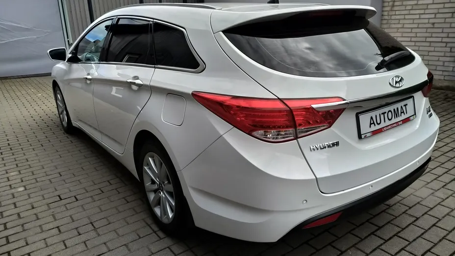 HYUNDAI i40 -