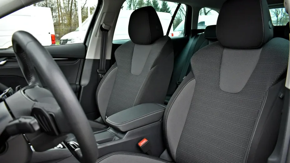 SKODA Octavia -