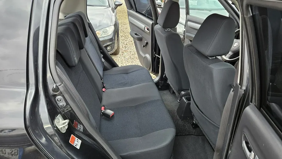 SUZUKI Swift -
