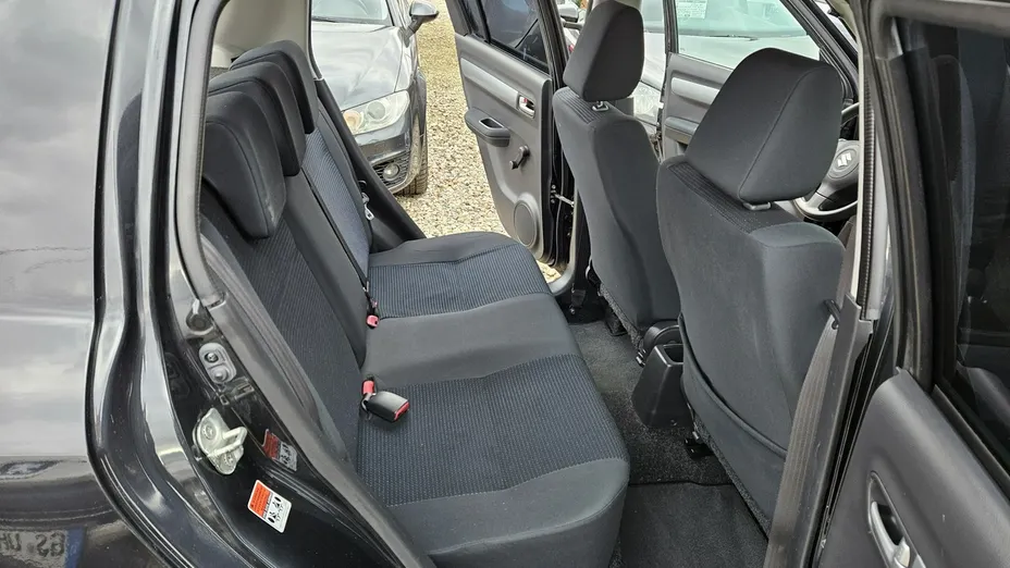 SUZUKI Swift -