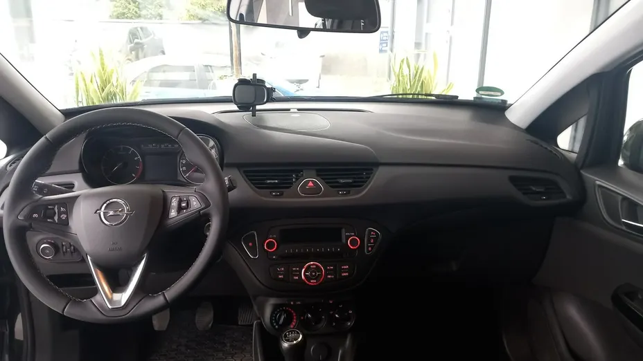 OPEL Corsa -