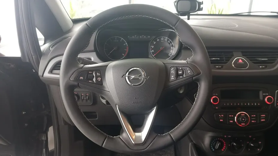 OPEL Corsa -