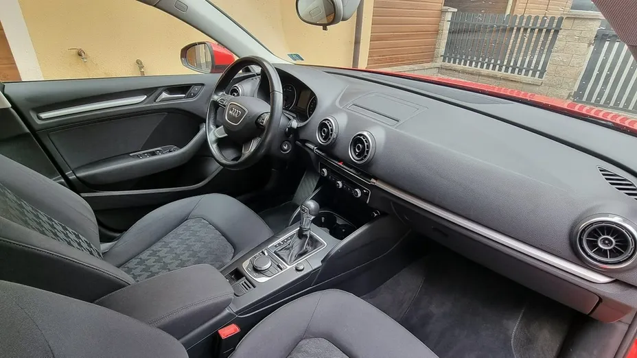 AUDI A3 Sportback -