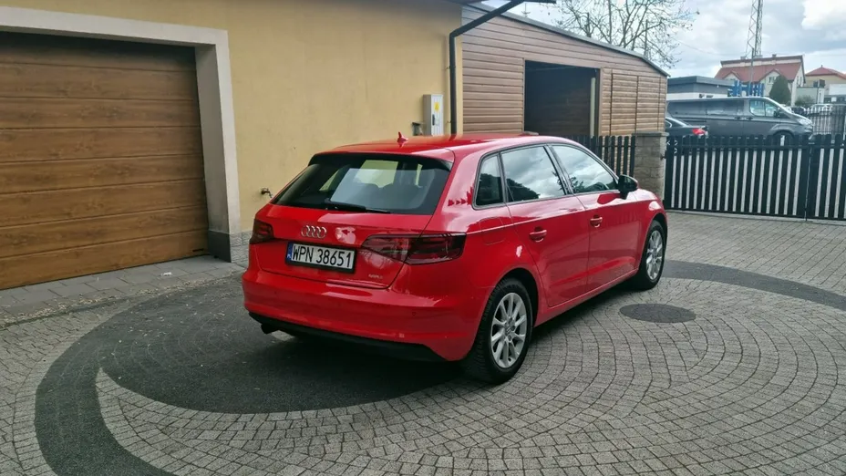 AUDI A3 Sportback -