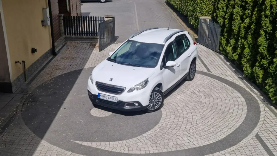 PEUGEOT 2008 -