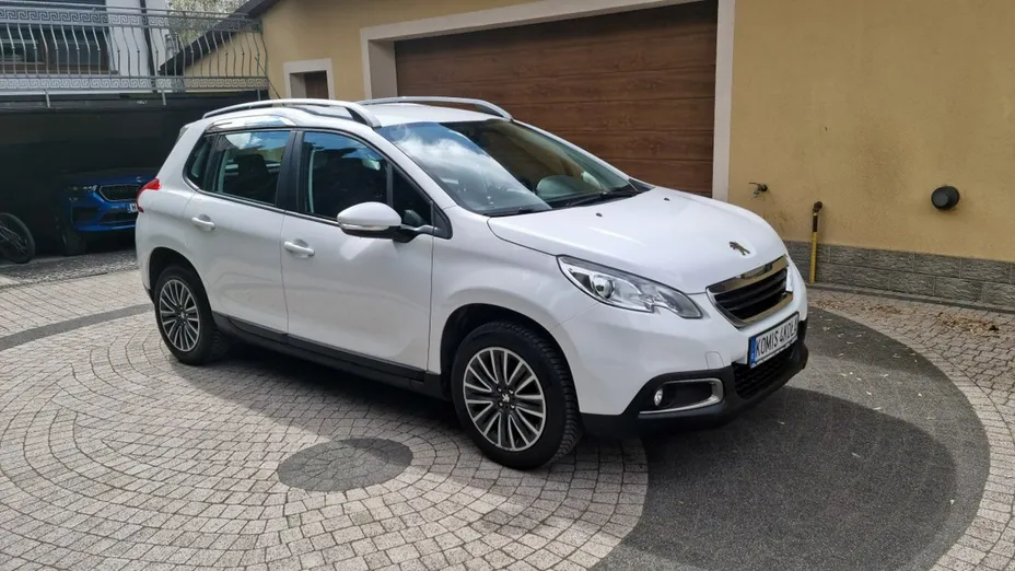 PEUGEOT 2008 -