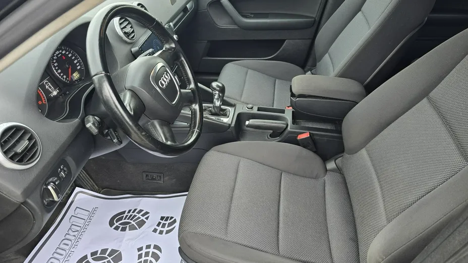 AUDI A3 -