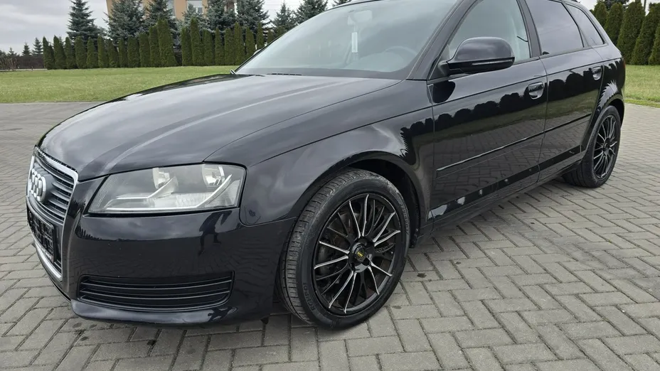 AUDI A3 -