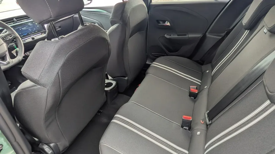 OPEL Corsa -
