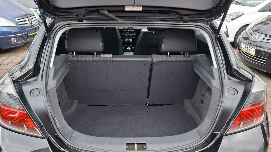 OPEL Astra -