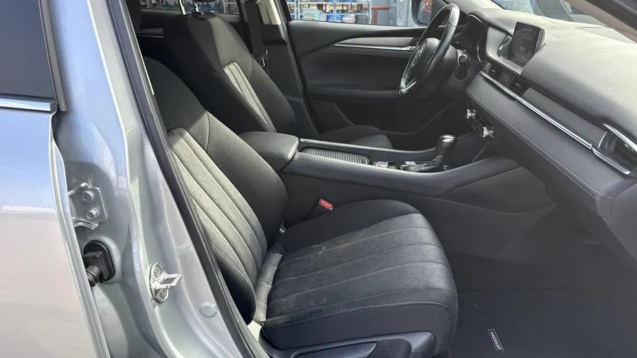 MAZDA 6 -