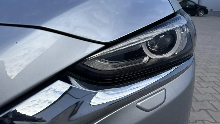 MAZDA 6 -