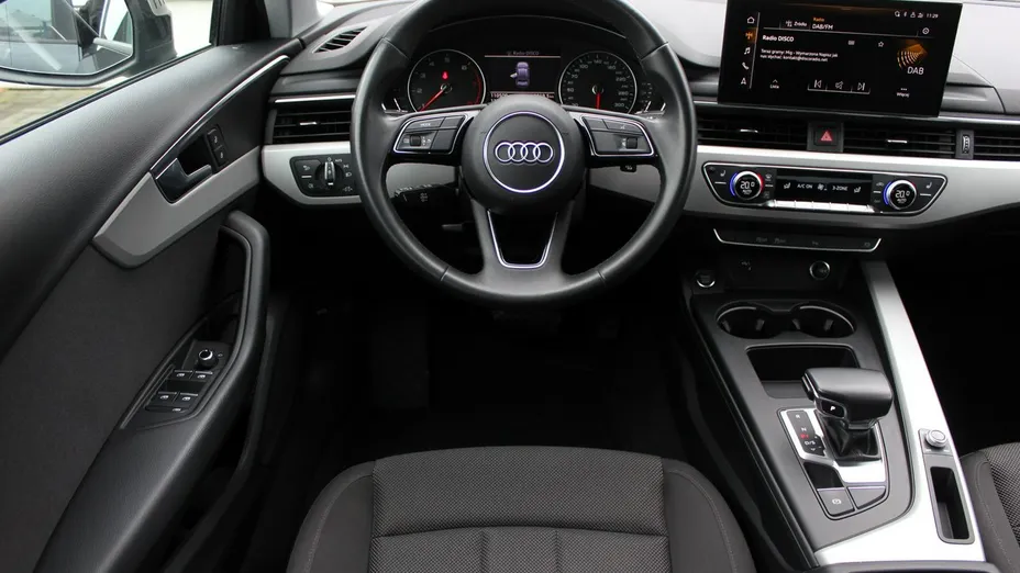 AUDI A4 -