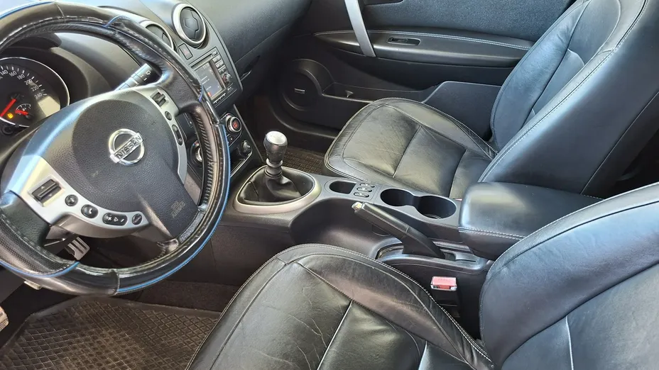 NISSAN Qashqai+2 -