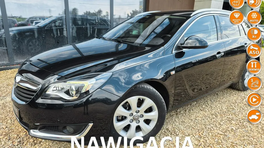 OPEL Insignia -