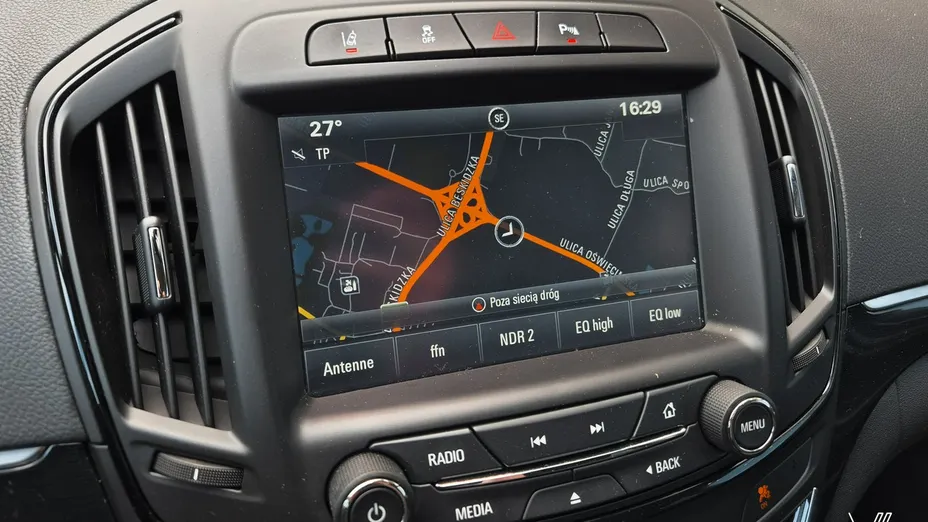 OPEL Insignia -