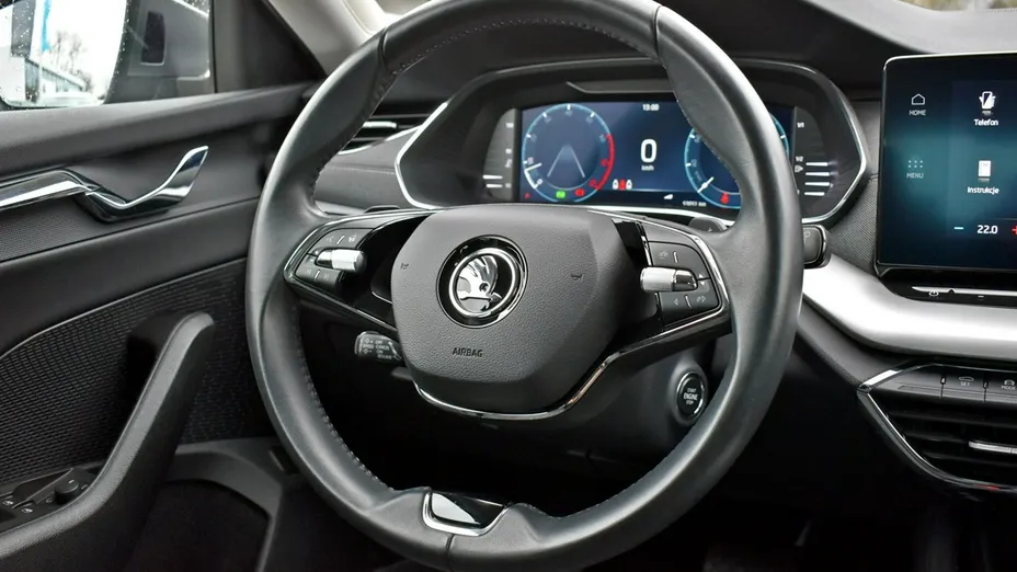 SKODA Octavia -