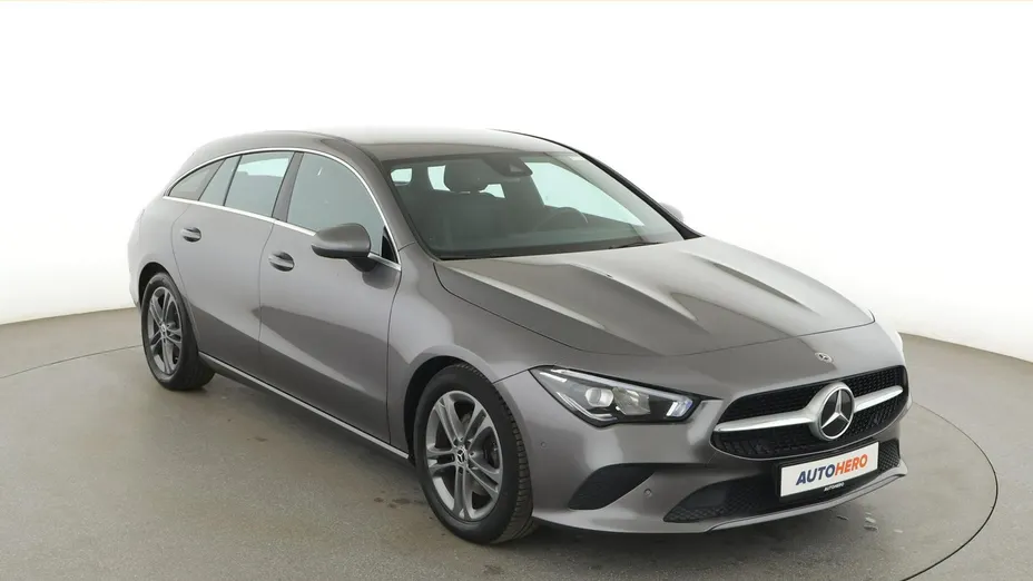 MERCEDES-BENZ CLA -