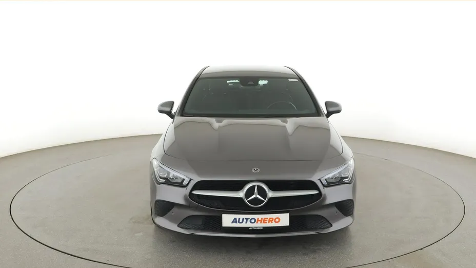 MERCEDES-BENZ CLA -