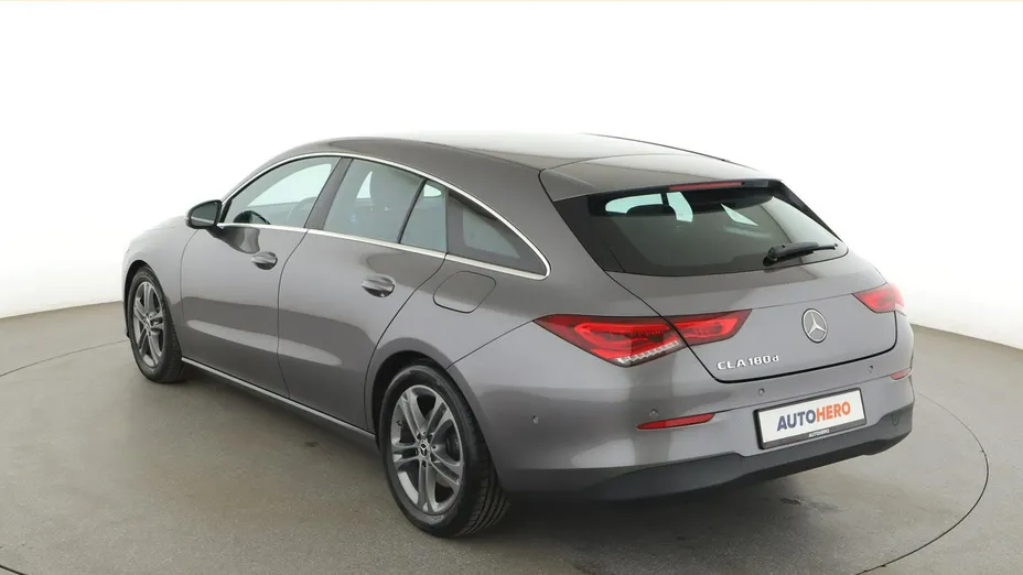 MERCEDES-BENZ CLA -