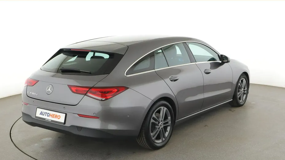 MERCEDES-BENZ CLA -