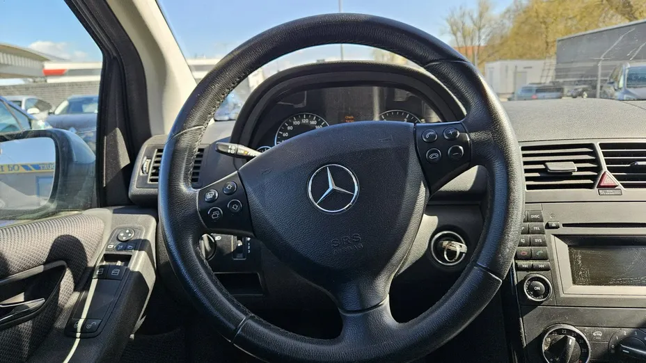 MERCEDES-BENZ A Klasa -