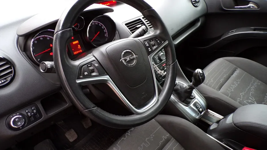 OPEL Meriva -