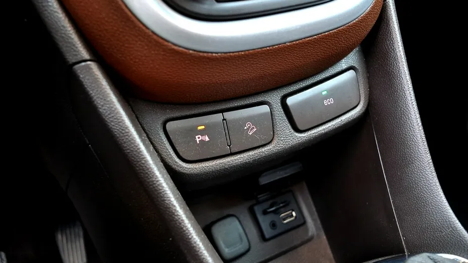 OPEL Mokka -