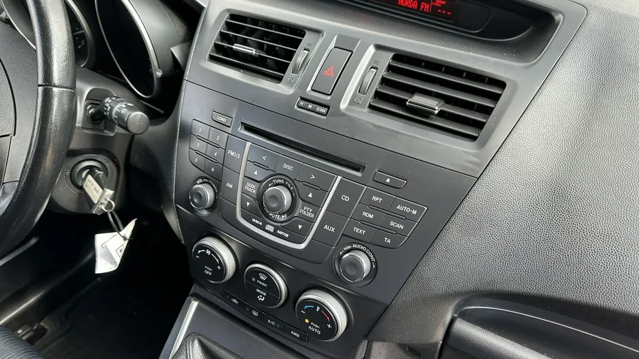 MAZDA 5 -