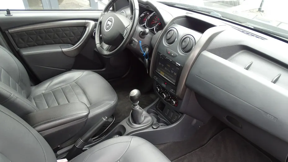 DACIA Duster -