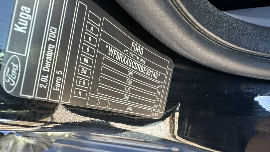 FORD Kuga -