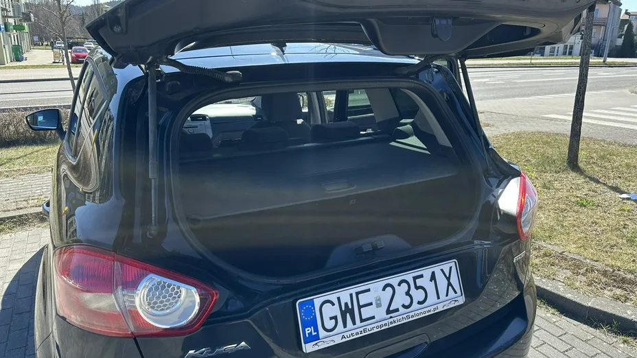 FORD Kuga -
