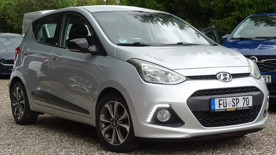 HYUNDAI i10 -