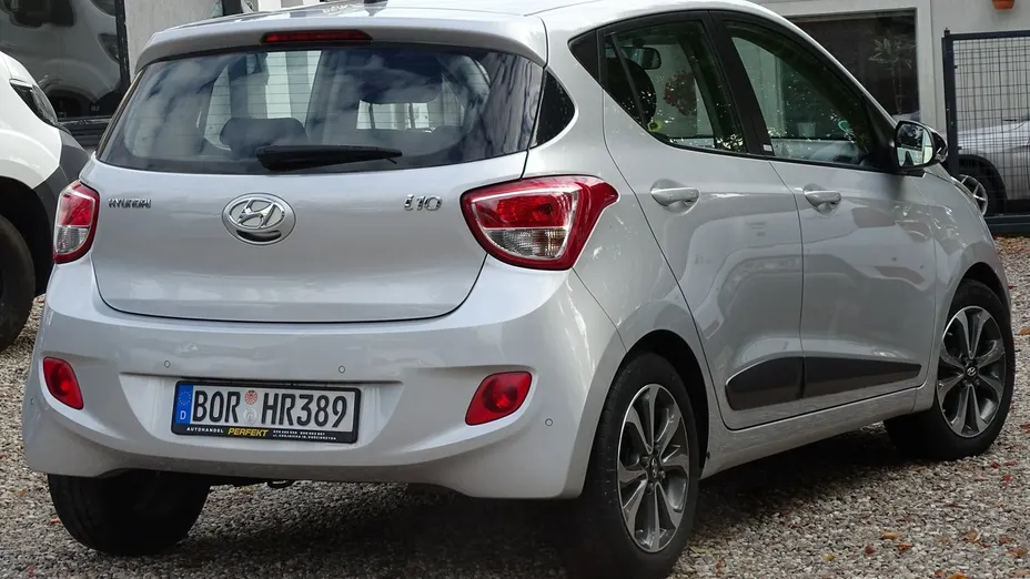 HYUNDAI i10 -