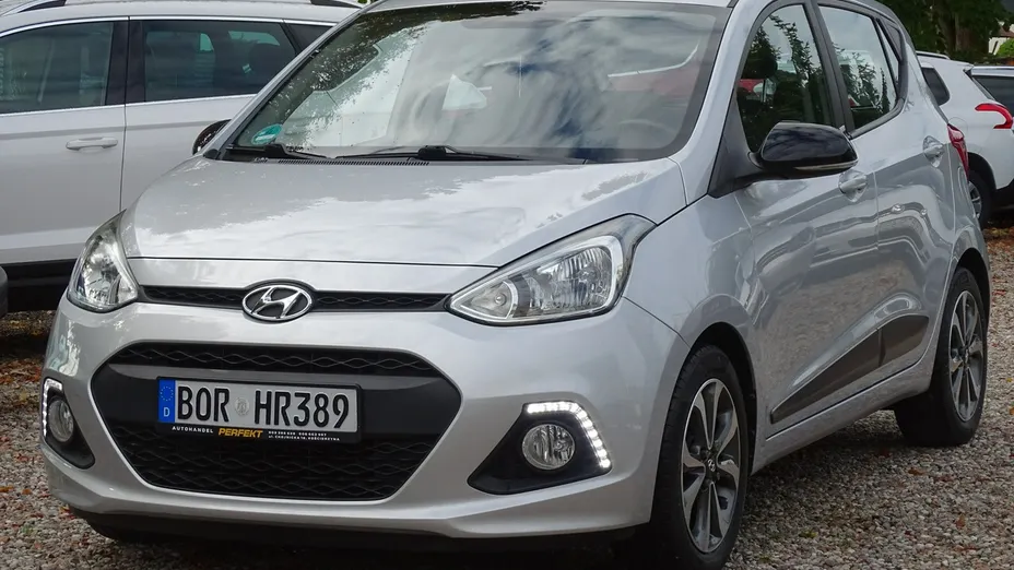 HYUNDAI i10 -