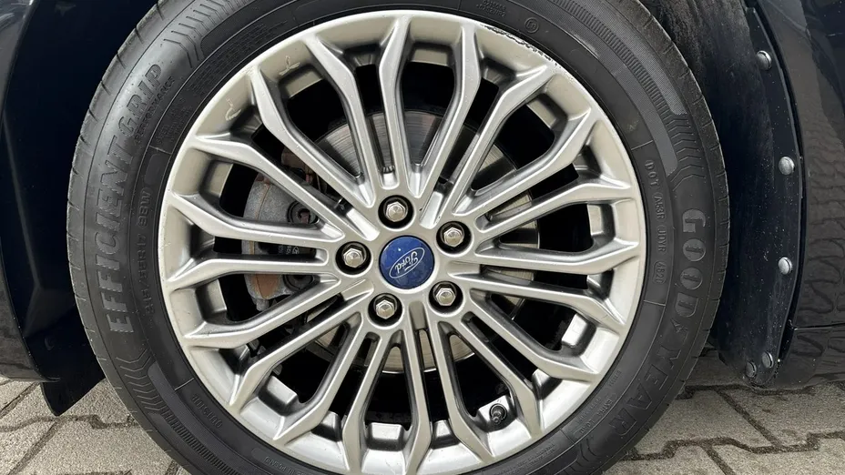 FORD Mondeo -