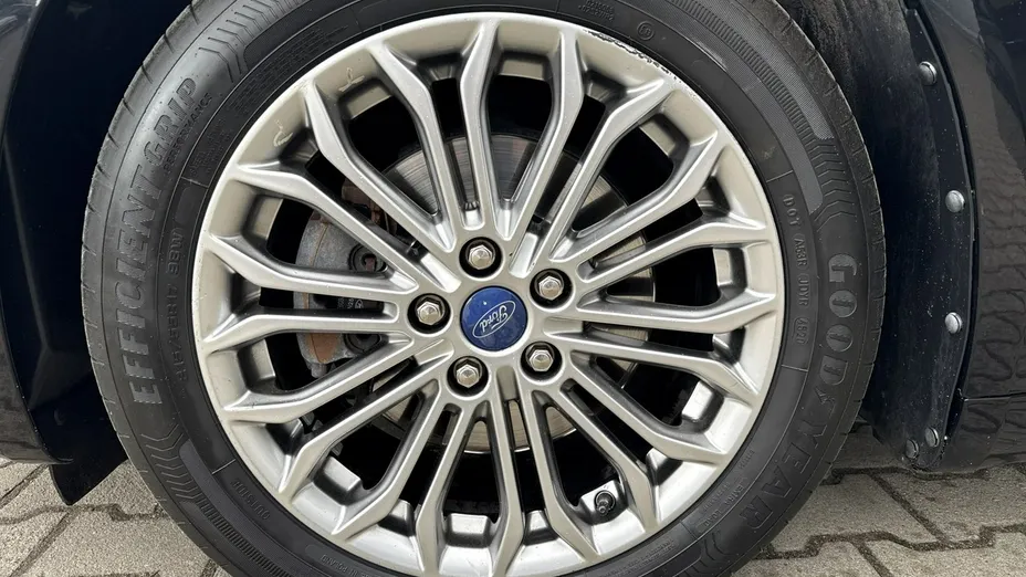 FORD Mondeo -