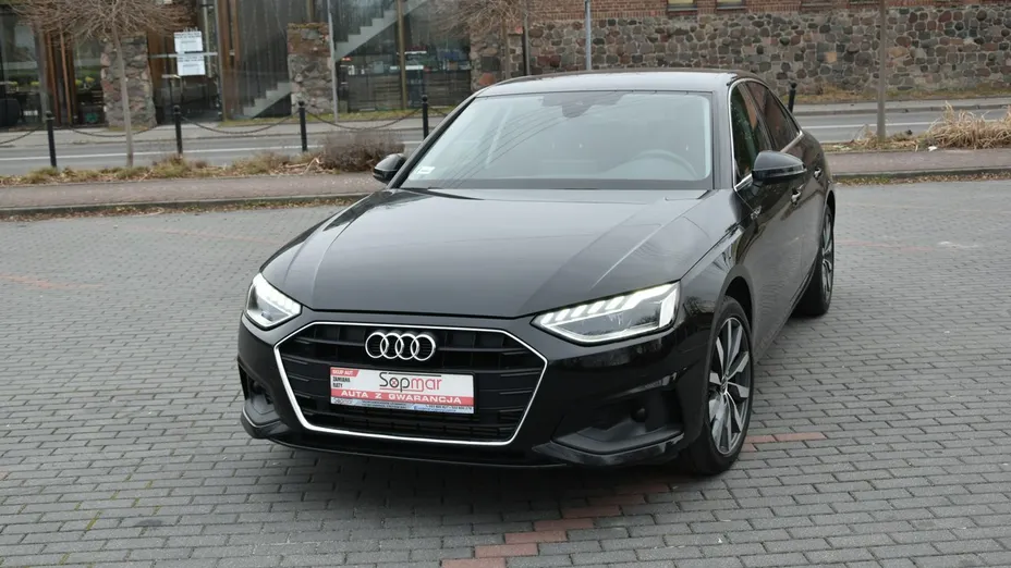AUDI A4 -